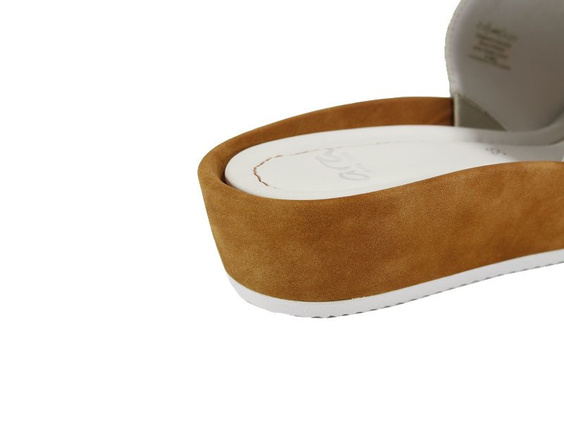 Klapki Ara 12-15520/13