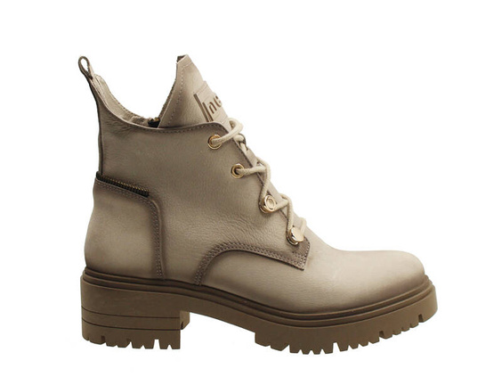 Nessi booties 20748