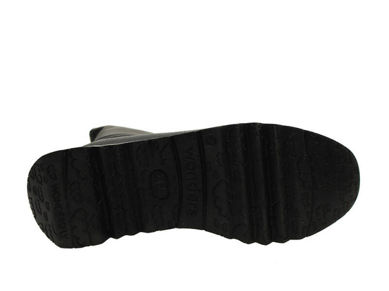 Boots Wonders E-6732