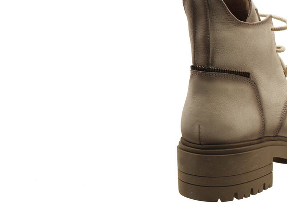 Nessi booties 20748