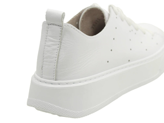 Nessi Low shoes 23411