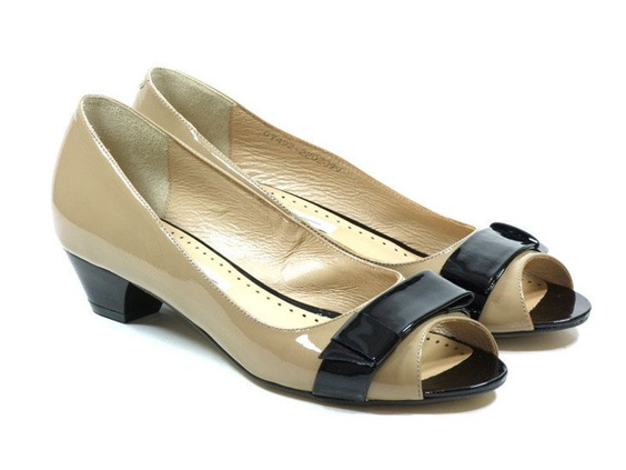 Туфлі Badura 492/220